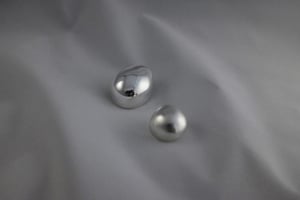 Image of Pebble earrings