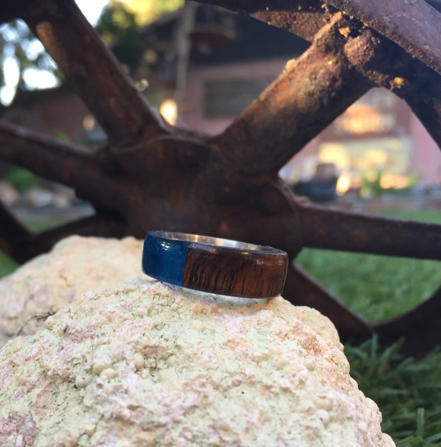 Image of Desert ironwood and royal blue resin ring