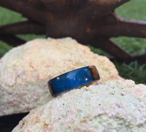 Image of Desert ironwood and royal blue resin ring