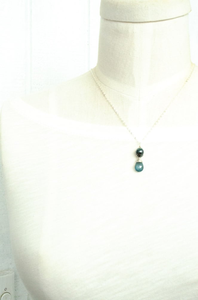 Image of Tahitian pearl necklace moss aquamarine sterling silver