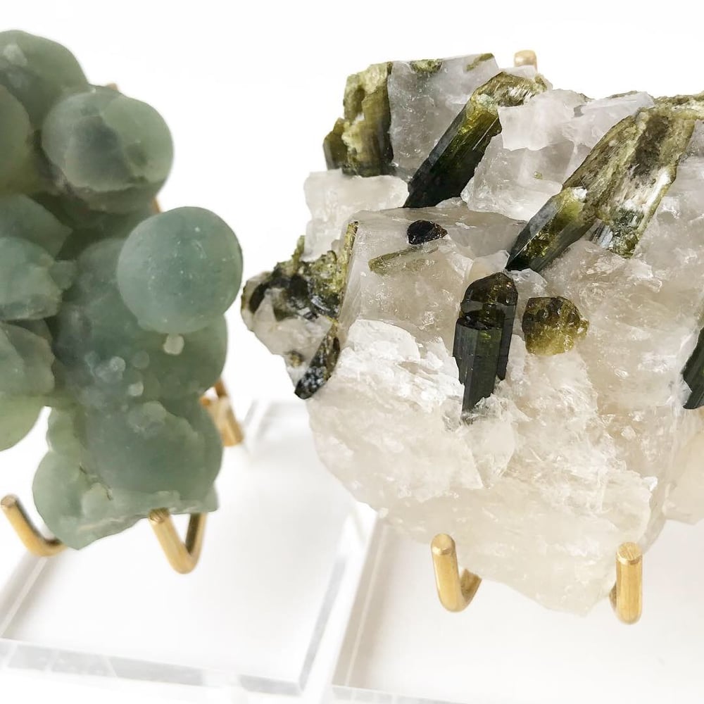 Image of Green Tourmaline Crystals/Quartz no.58 + Lucite and Brass Stand Pairing