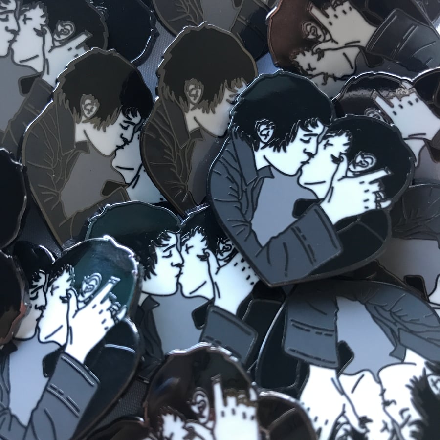 Image of ♥ (Hard Enamel Pin)