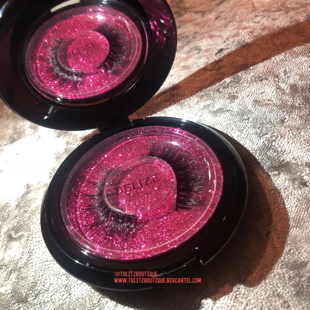 Image of TGLITZ 3D Mink Lashes - BELIZE π