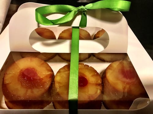 Image of Pineapple upside down cake cups