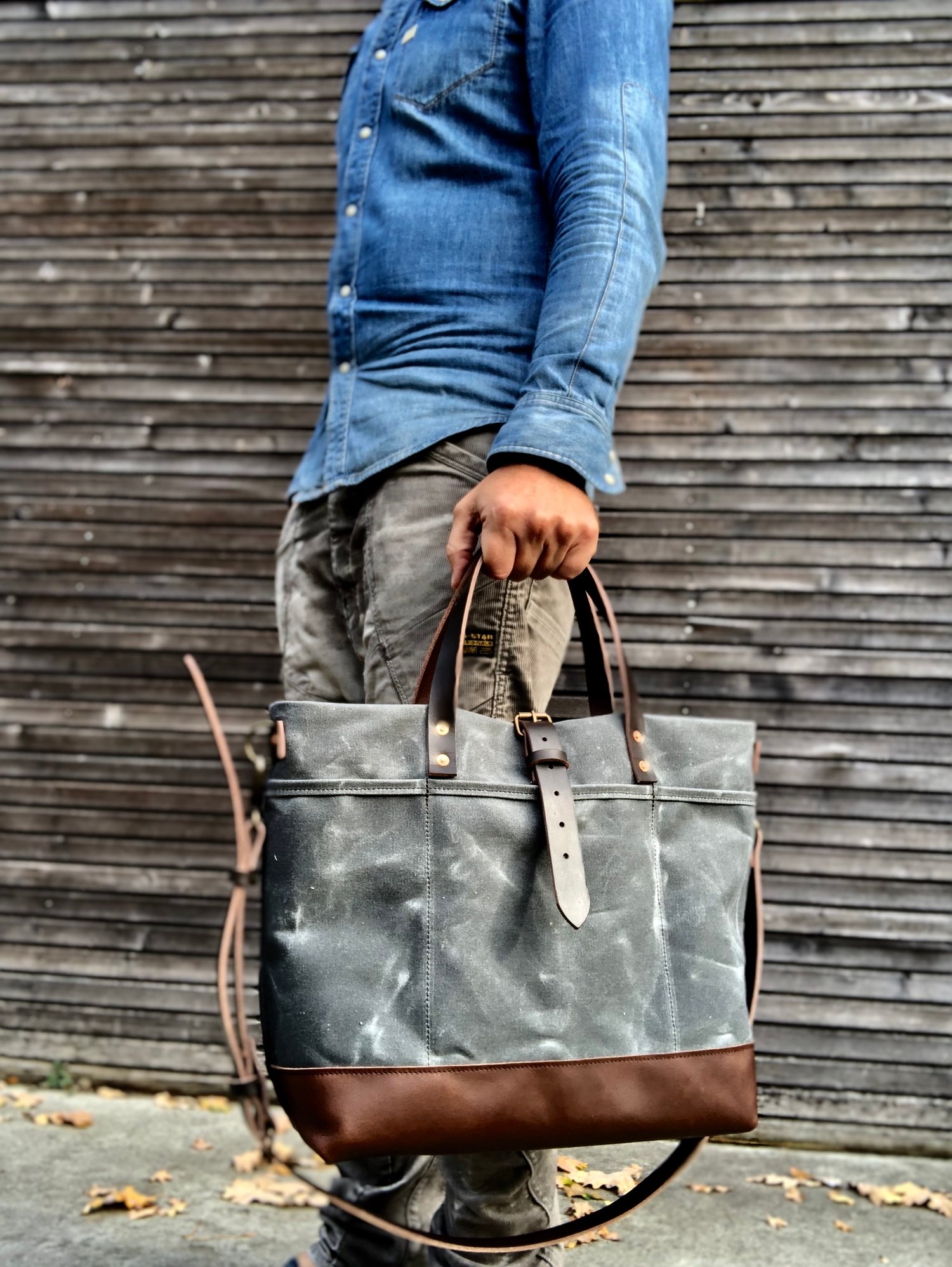 Image of Waxed canvas tote bag with cross body strap