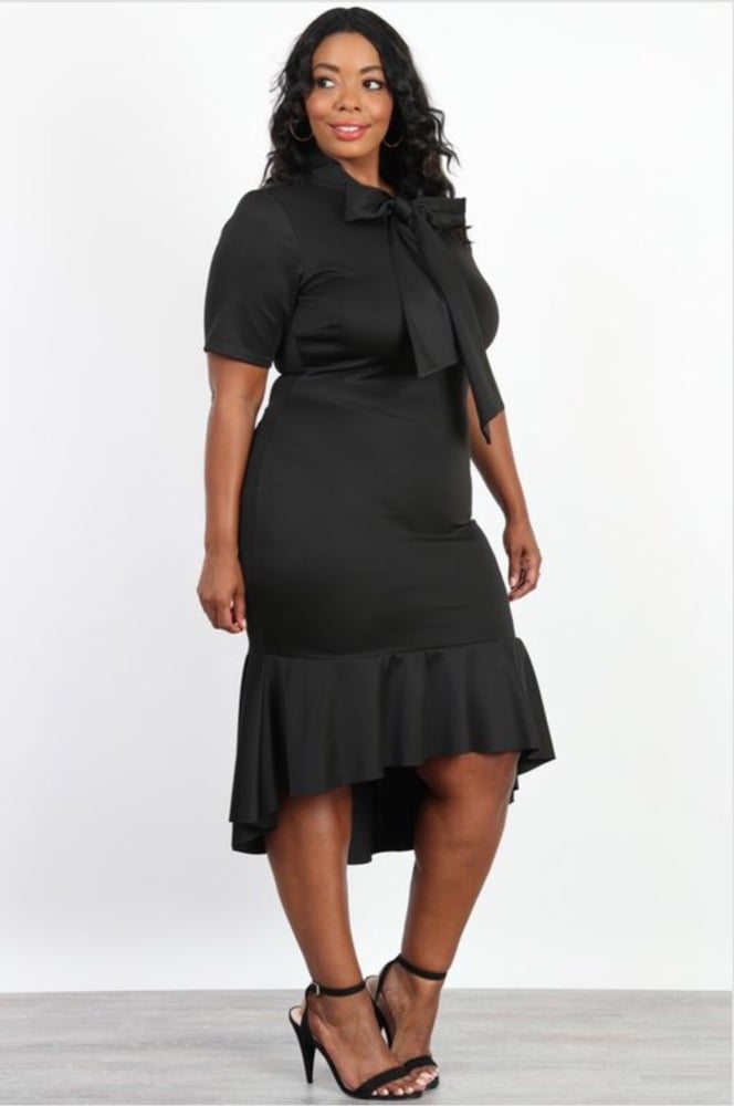 Image of BECKY Ruffled Bow Dress