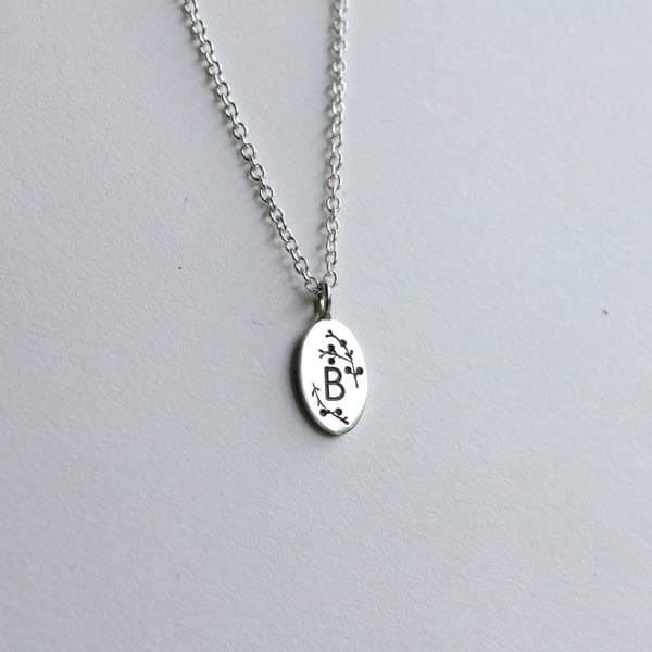 Image of Engraved Initial Pendant - Oval