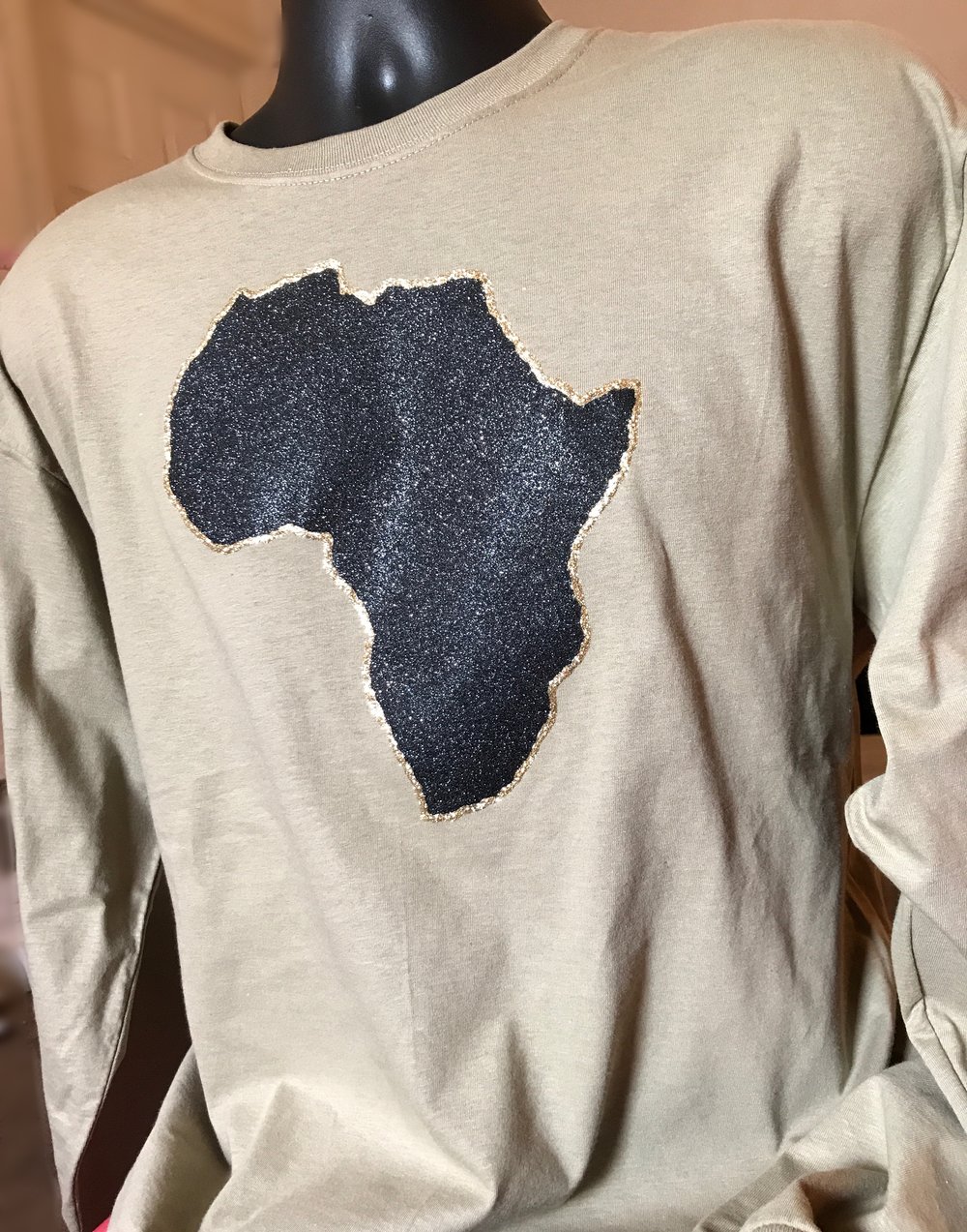 Image of Men's Long Sleeve Black & Gold Africa