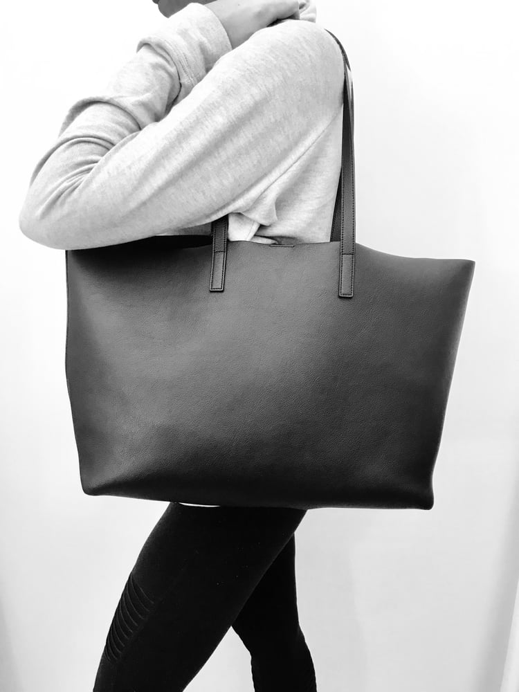 Image of IN PERSON Leather Tote Bag Workshop