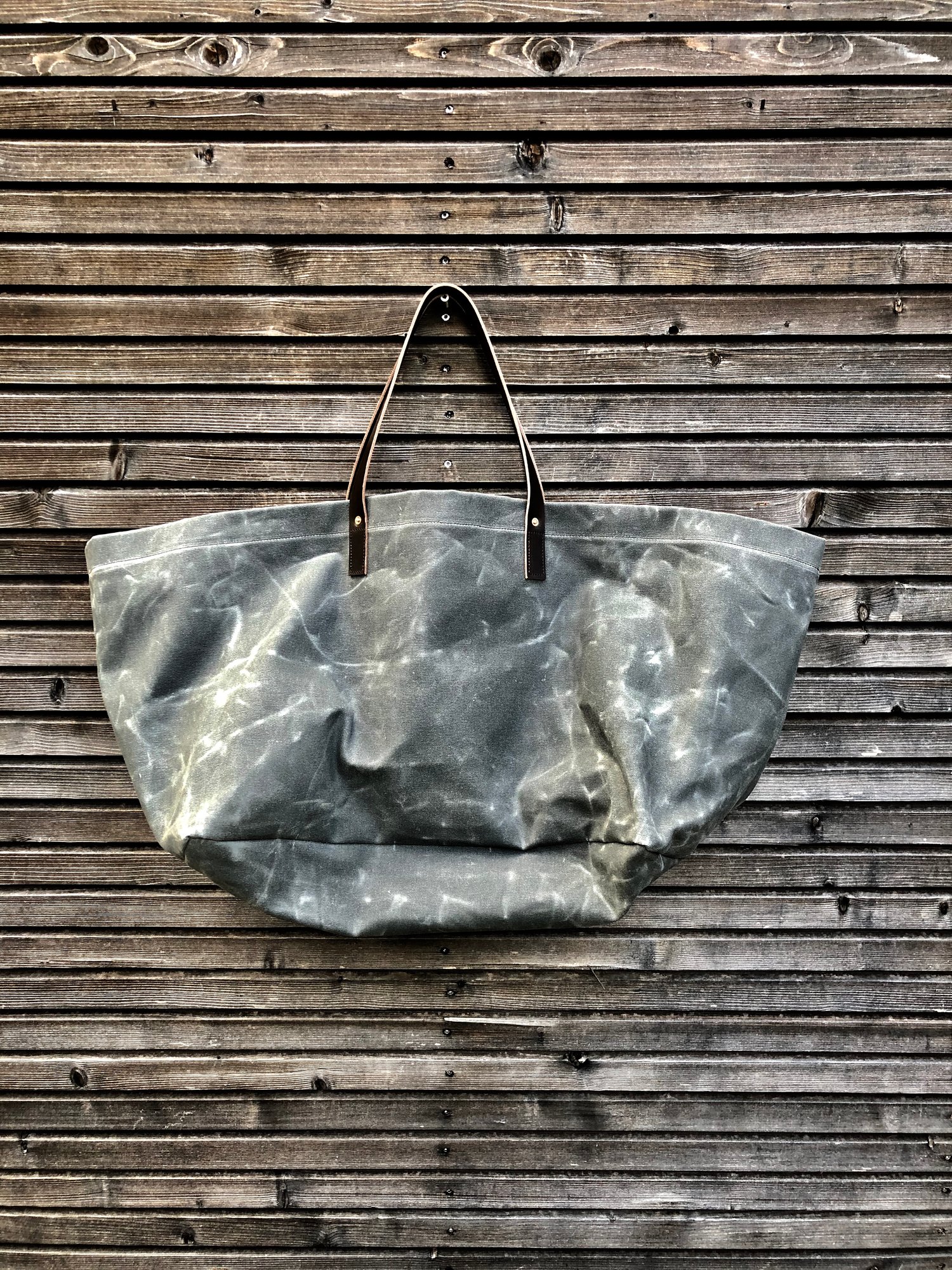 Image of  XXL waxed canvas tote bag with leather handles / canvas market