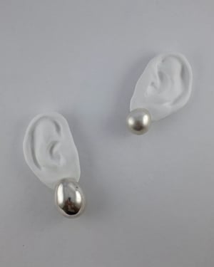 Image of Pebble earrings