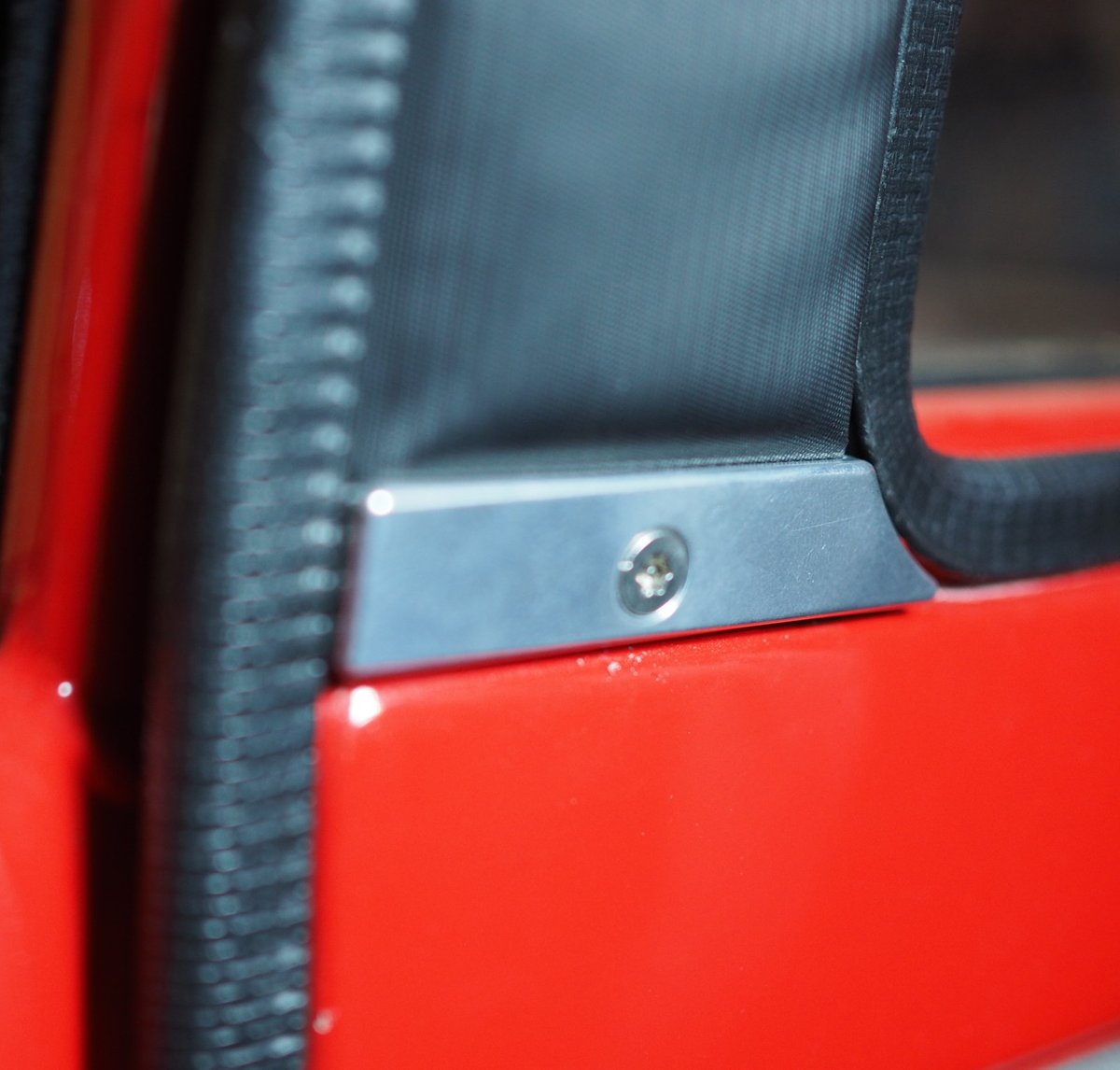 B-pillar trims 2 door 510