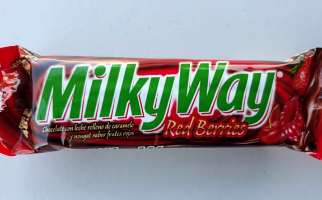 Image of Red Berries Milky Way