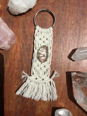 Image of Dandelion Keyring .2