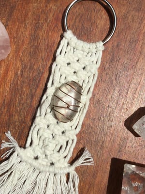 Image of Dandelion Keyring .2