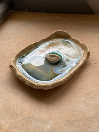 Image 3 of Grounding dish 82