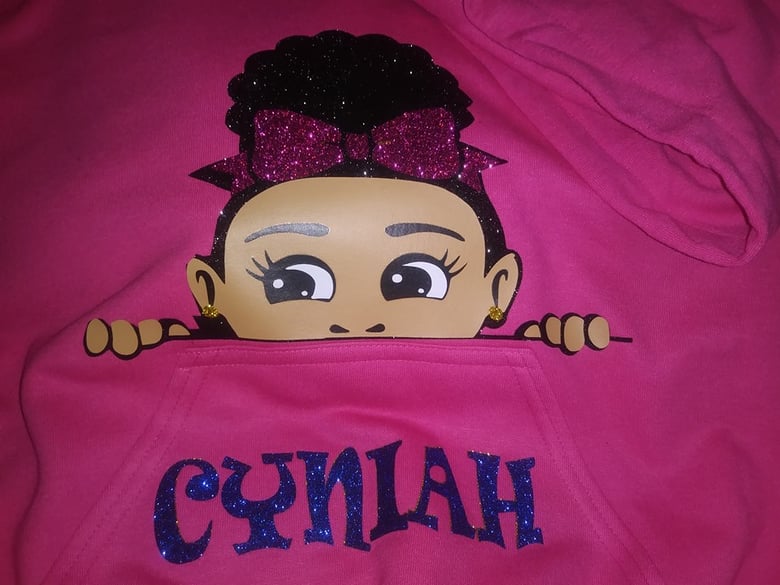 Image of CYNIAH PEEKABOO HOODIE(CENTER PONYTAIL W/BOW)