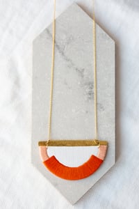 Image 3 of CRAVEN necklace in Burnt Orange and Blush