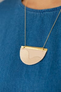 Image 3 of FOLKE necklace in Blush