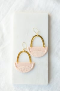 Image 2 of LINNEA earrings in Blush