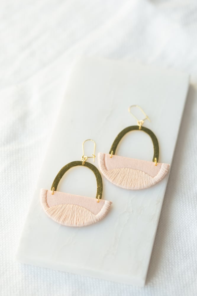Image of LINNEA earrings in Blush