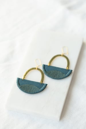 Image of LINNEA earrings in Indigo