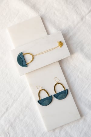 Image of LINNEA earrings in Indigo