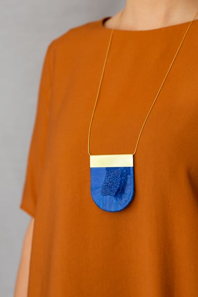 Image of LUXE pendant in Cobalt Blue