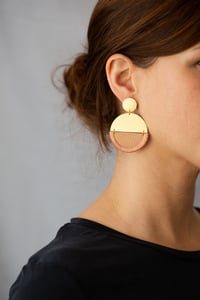 Image 1 of LUNA round earring in Rose
