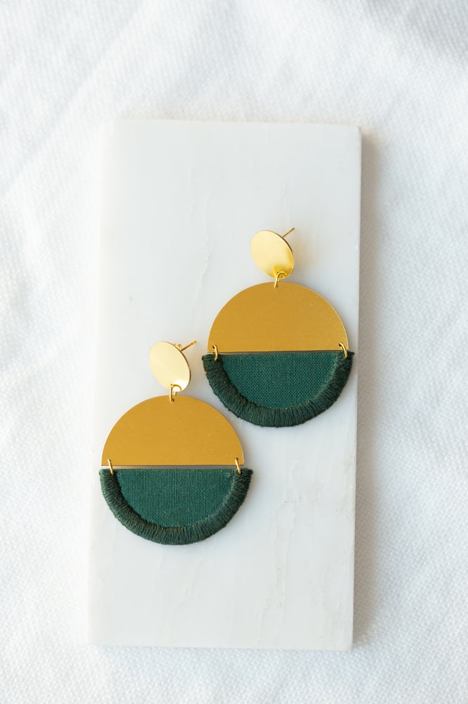 Image of LUNA round earring Forest