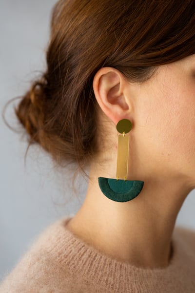 Image of LUNA drop earrings in Forest