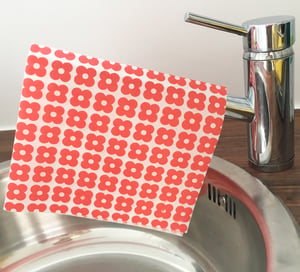Image of Sustainable Red-Daisy Ultra Absorbent Cloths - 24 cloths 