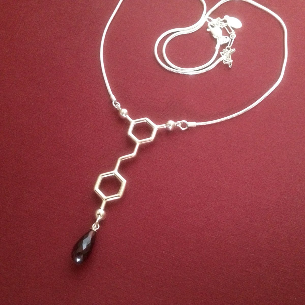 Image of resveratrol necklace