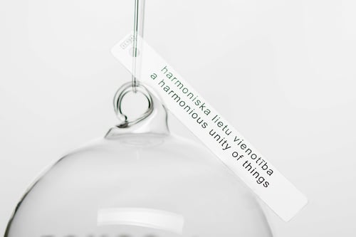 Image of "A harmonious..." VERBA 8cm Christmas tree ball with inscription