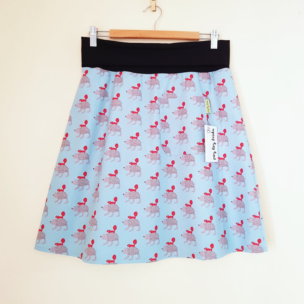 Image of Gus Skirt - Critters 