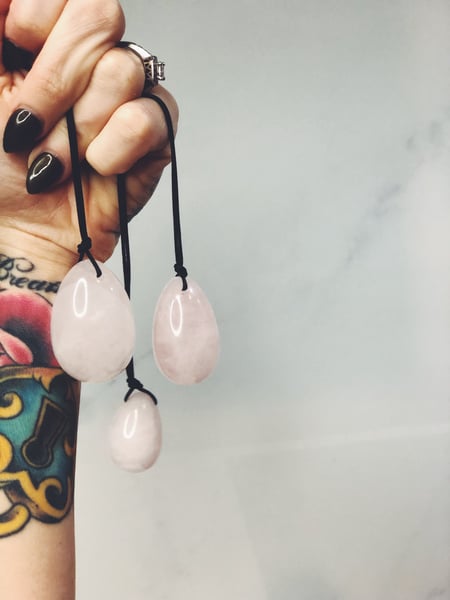 Image of Rose quartz Yoni egg set
