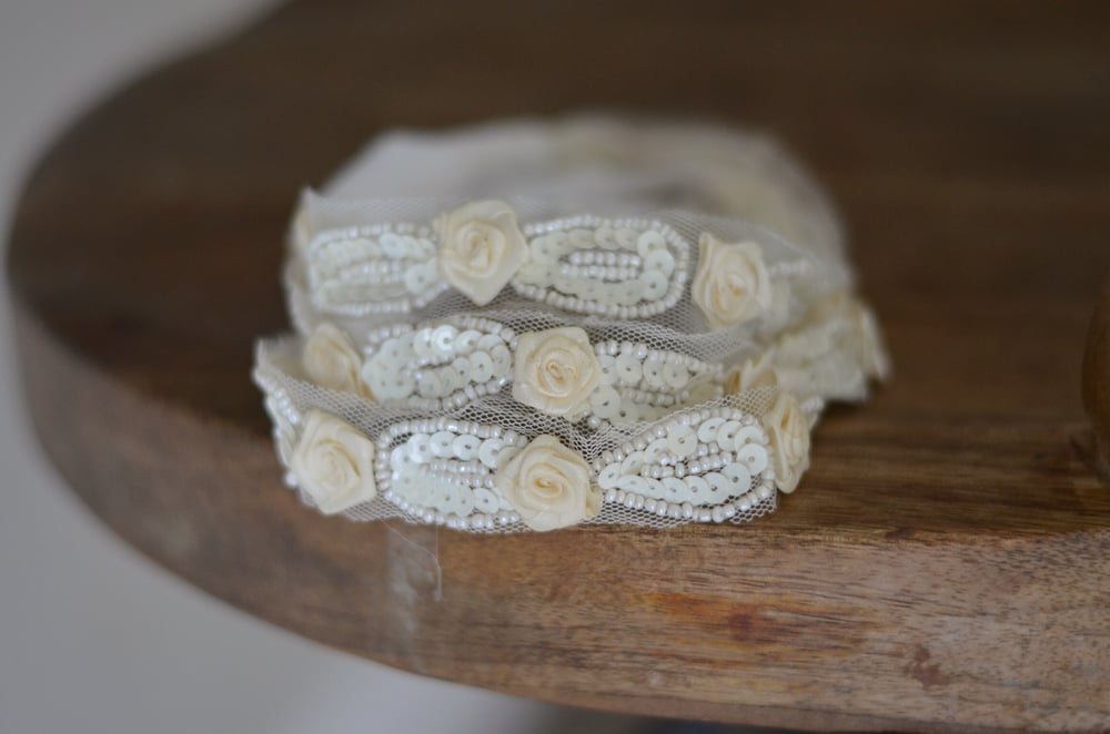 Image of Flowers and beads headband 