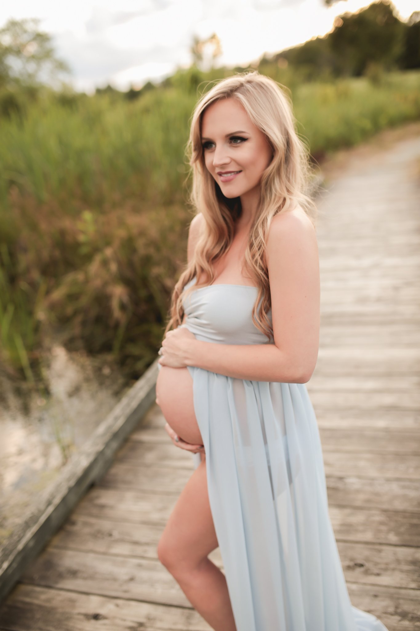 Image of Free Mini Maternity w/ Full Newborn Session