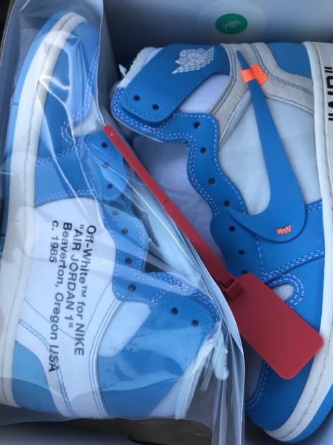 Image of Air Jordan Retro 1 Unc