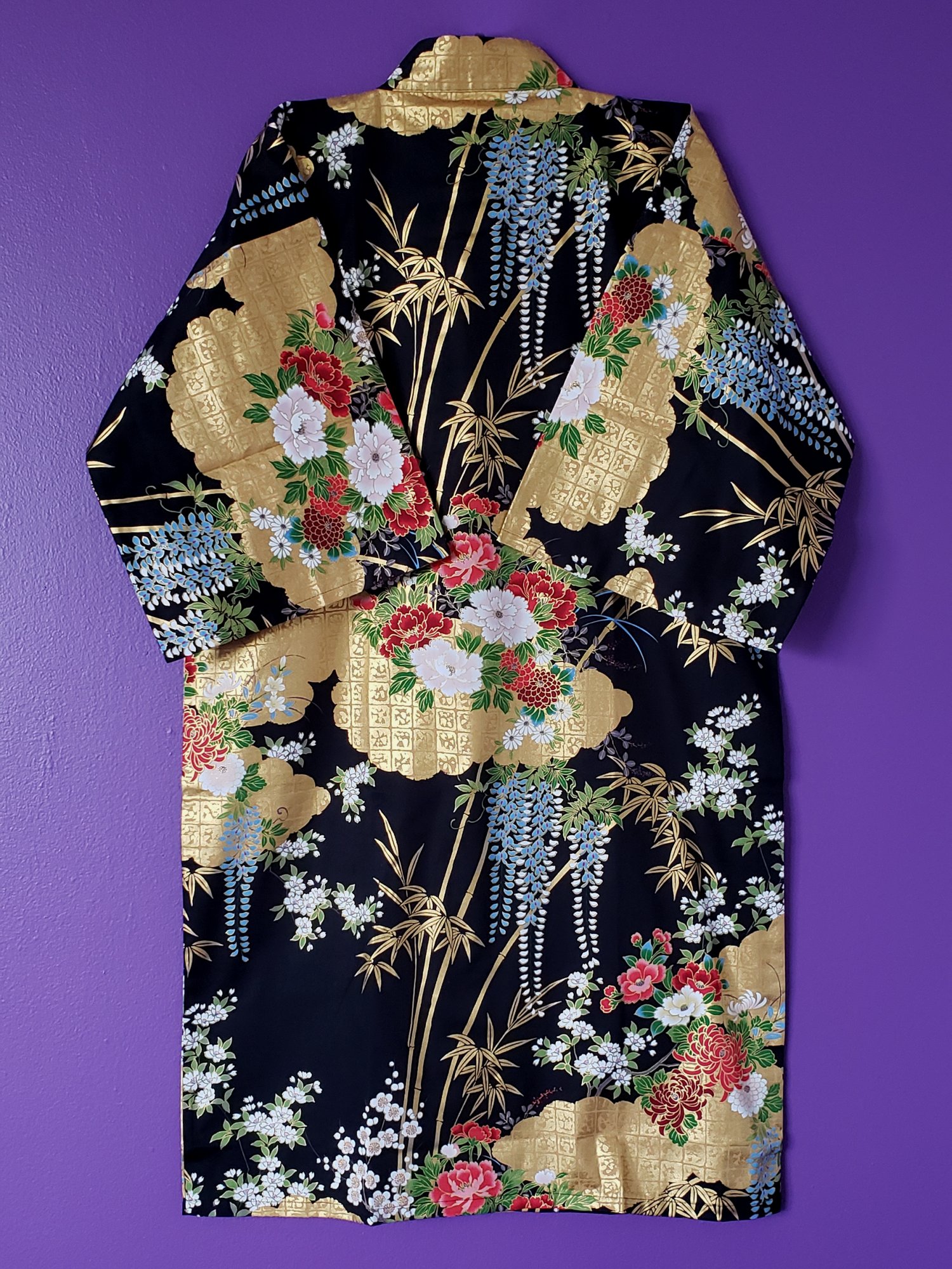 Image of Rei Metallic Printed Robe & Belt