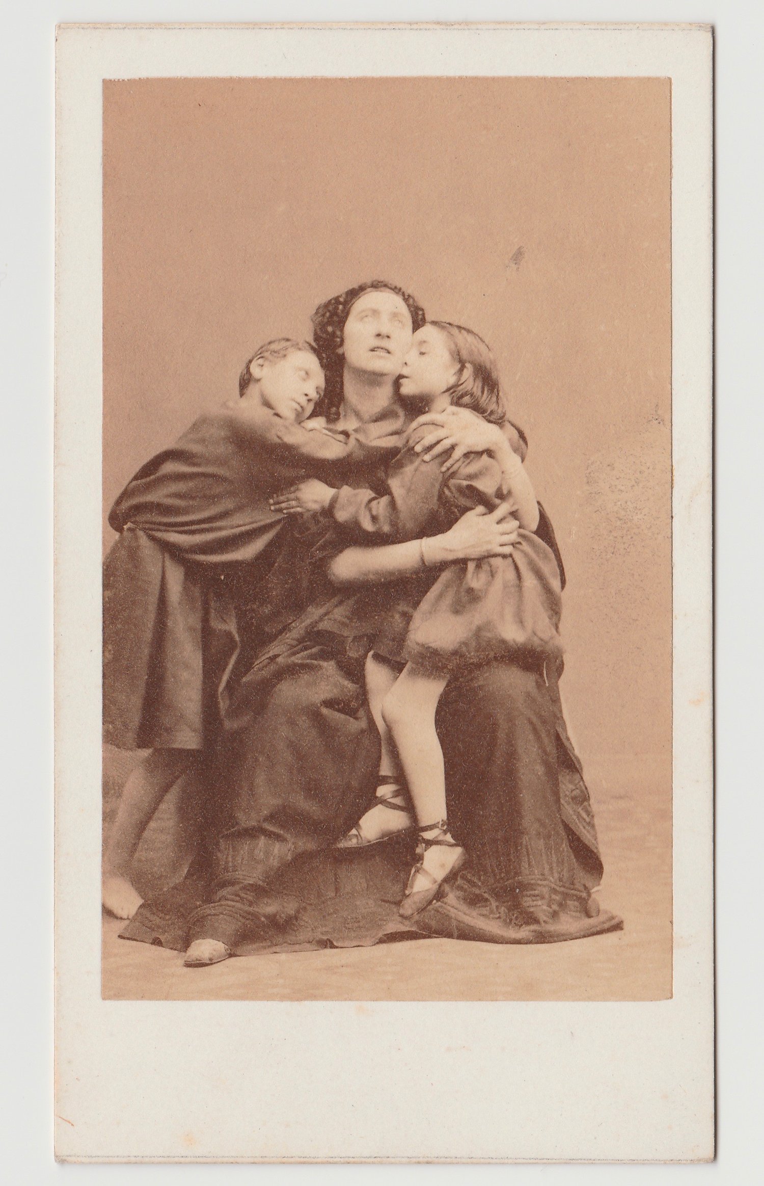 Image of Disdéri: CdV of Ristori in Médée, ca. 1858