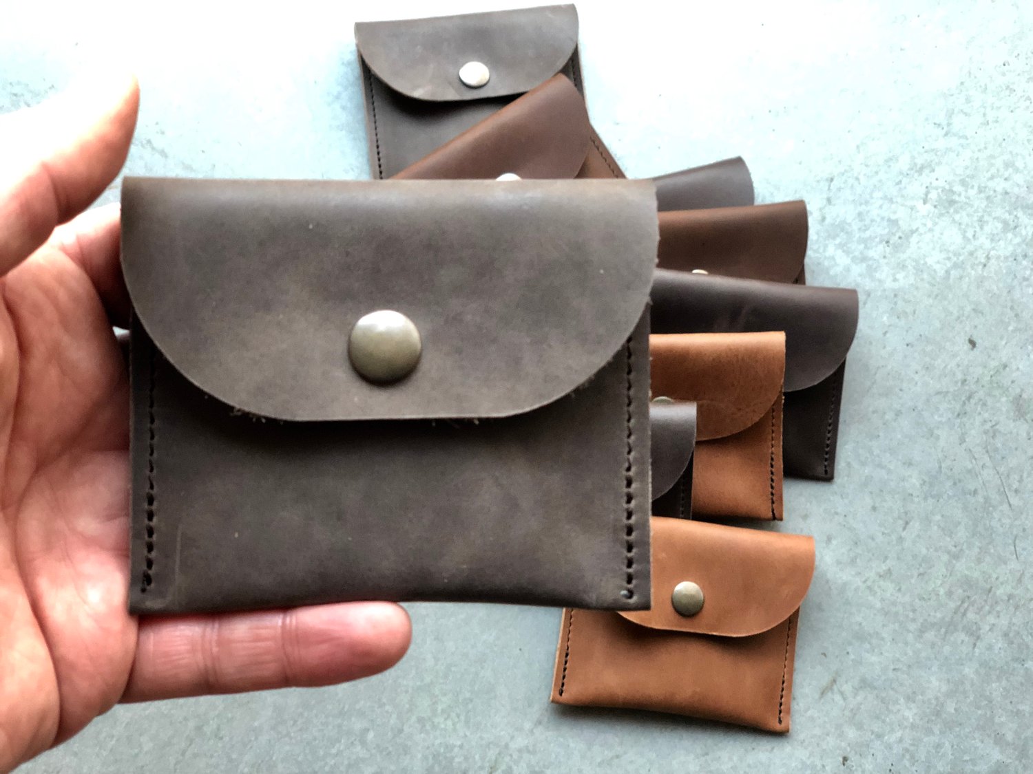 Image of Elliot wallet, coin purse, small leather wallet
