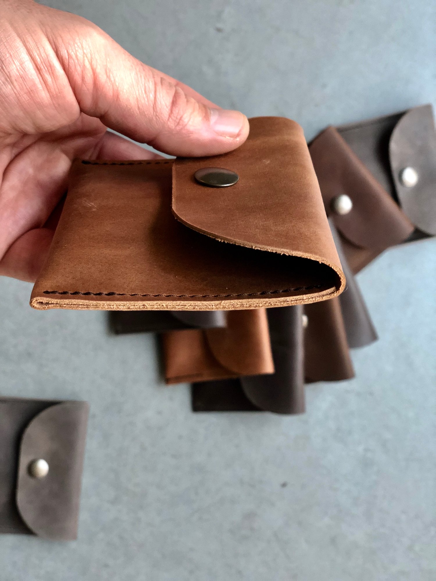 Image of Elliot wallet, coin purse, small leather wallet