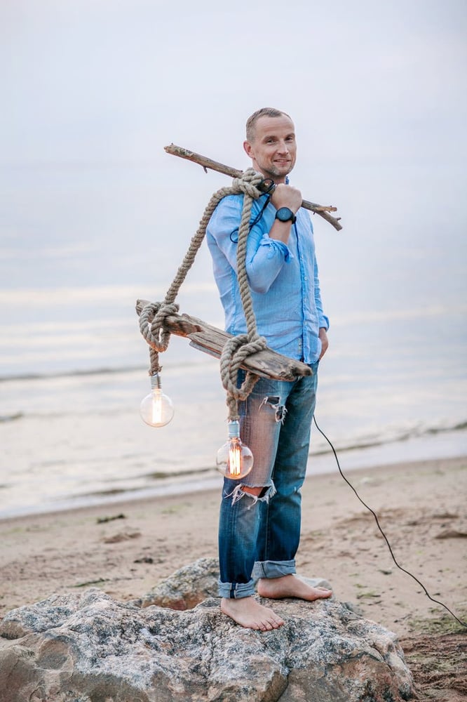 Image of Driftwood Ceiling Lamp with Edison bulb. 