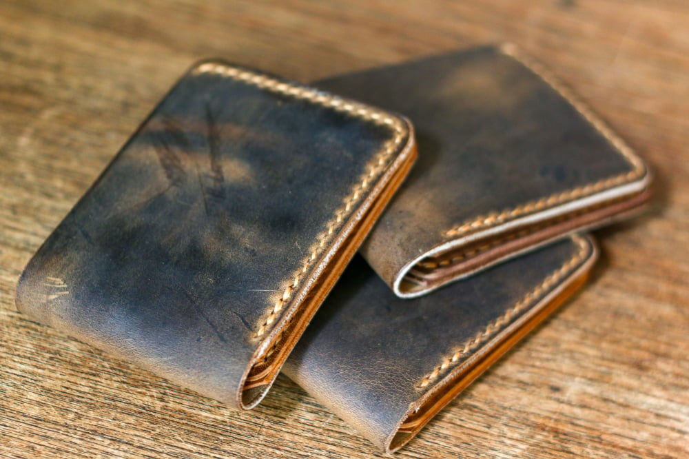 Image of Traditional Bifold in Brown Crazyhorse