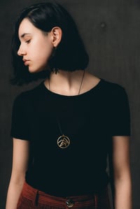 Smykke "Fjell". Gullforgylt messing (18k)