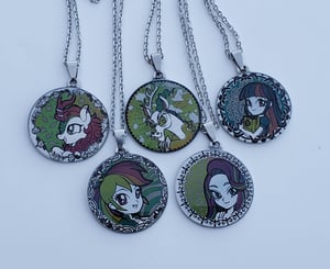 Laser Color Annealing Pendants on Stainless Steel