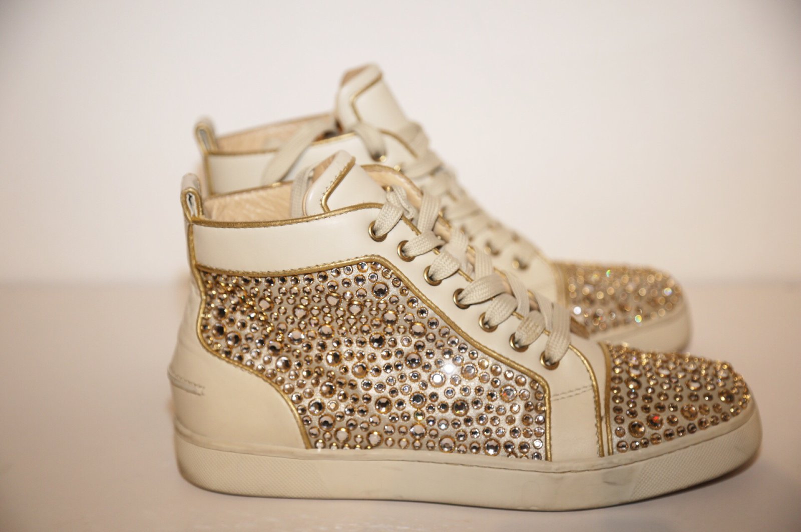 Christian louboutin sneakers gold deals