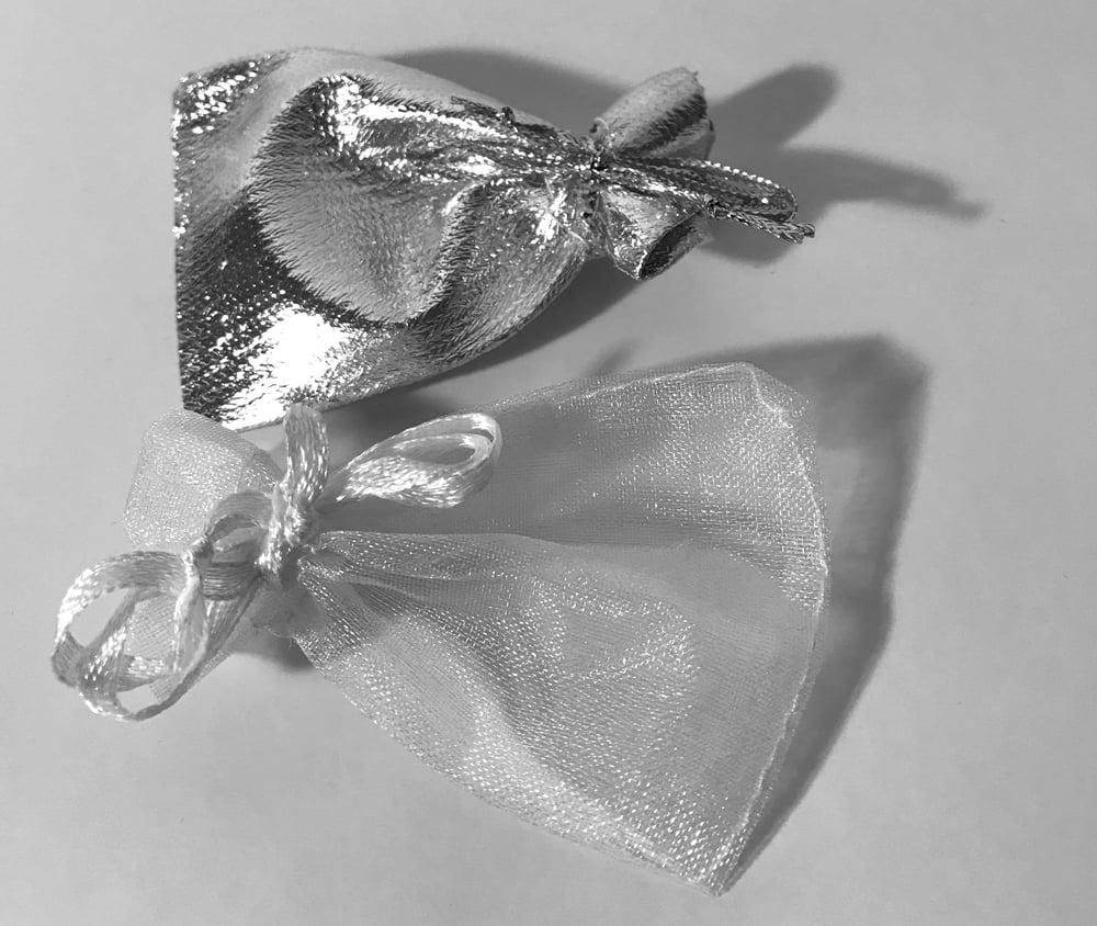 Image of Bracelet perles dorées & noeud liberty