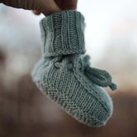 Image 4 of knitting pattern Johannes Booties english